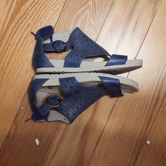 Earth sandals - Picture 2 of 7